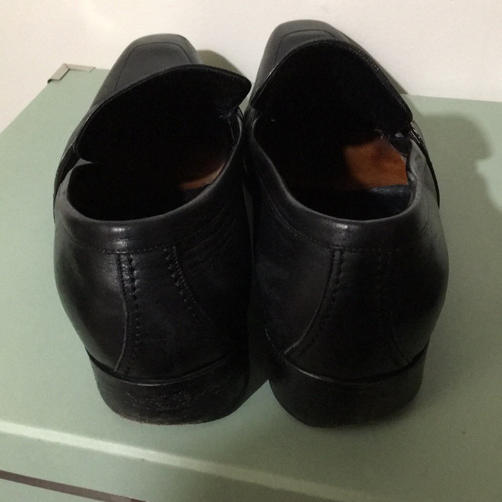 Gucci Black Leather Slip On Dress Loafers - Picture 7 of 10